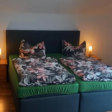 Garni B R O C K E N H E X E * אלבינגרודה